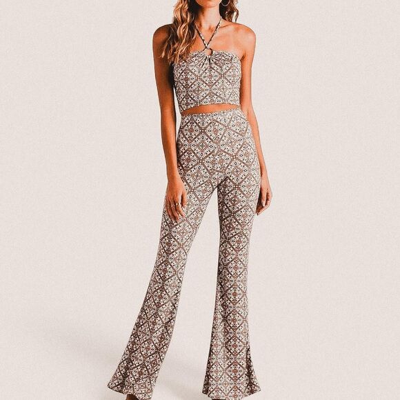 Windsor Boho Diamond Print Flared Leggings & Keyhole Halter Crop Set Indie Fall - Picture 1 of 7